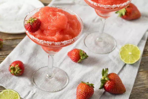 frozen strawberry daquiri mocktail